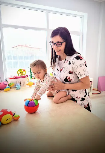 Rehabilitacja dzieci i niemowląt Kinga Mazur